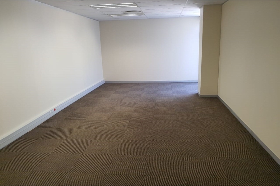 Commercial Property for Sale in Fairview Eastern Cape